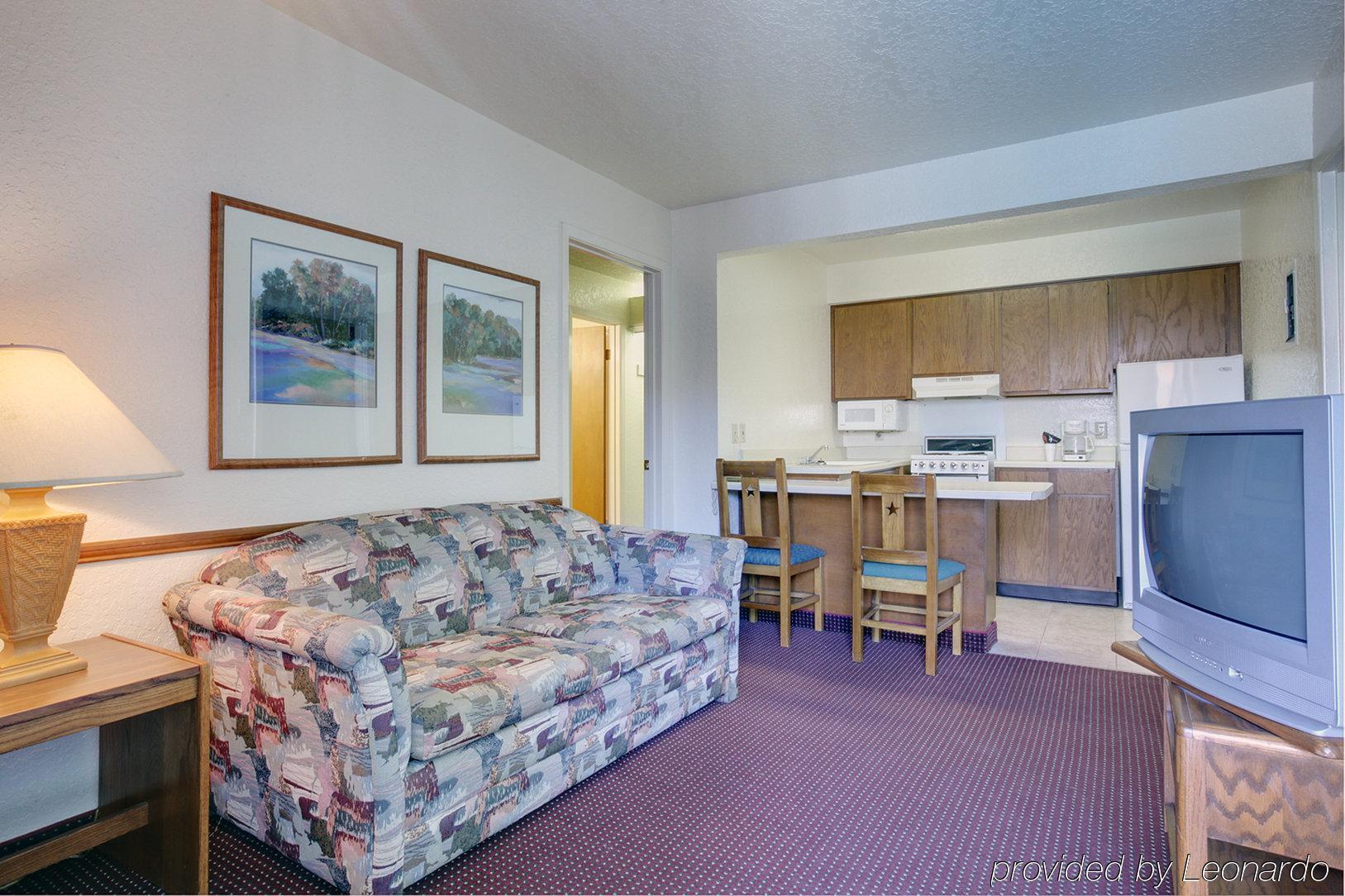 Amerihome Inn & Suites Houston Airport North Rum bild