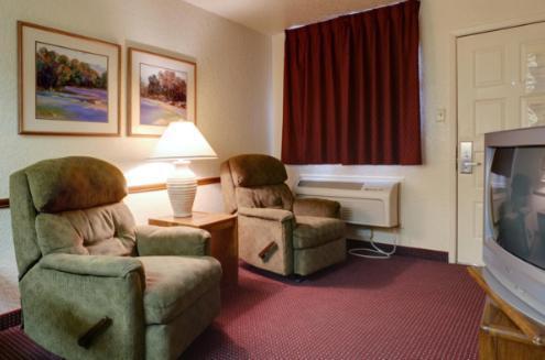 Amerihome Inn & Suites Houston Airport North Exteriör bild